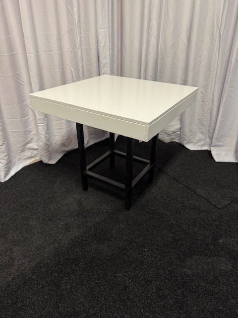 Tafel Industrial White 80x80cm