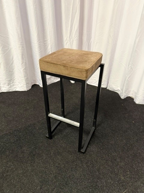 Kruk sand brown Kubic